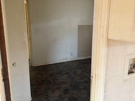 5th image of 1304 Nazareth Rd