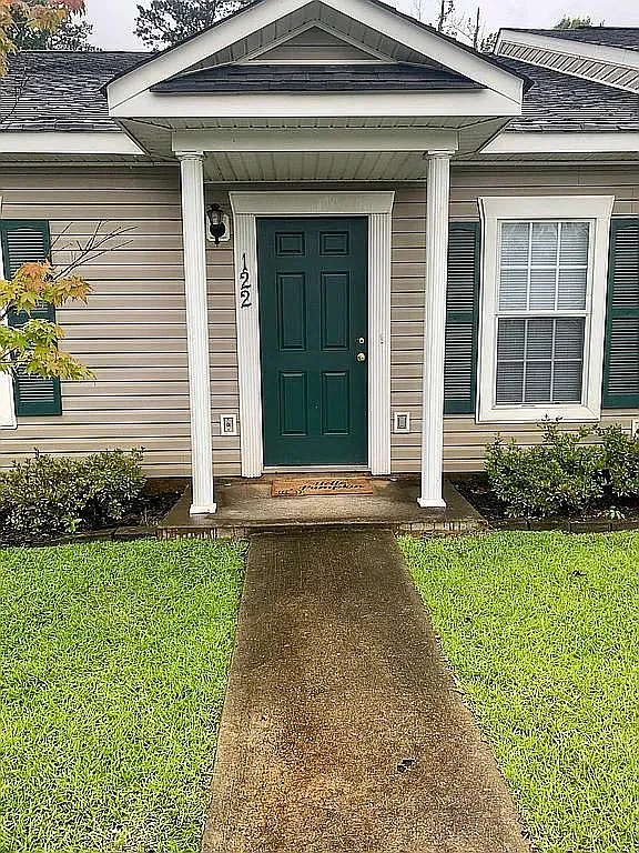 2 bed, 1092 sqft, $1,400 — Photo 1