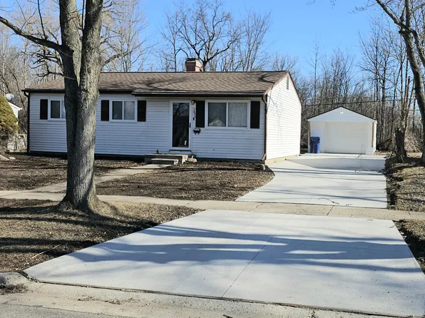 1652 Harvest Ln, Ypsilanti, MI 48198