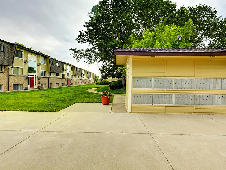 Kipling Village — Photo 15