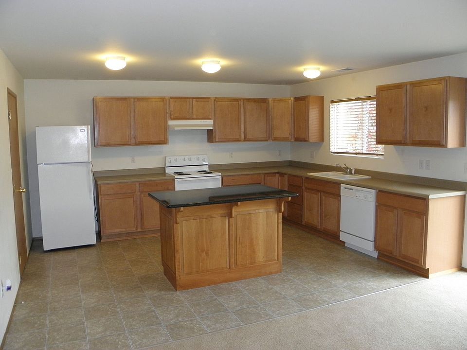 1st image of 9420 186th Street Ct E