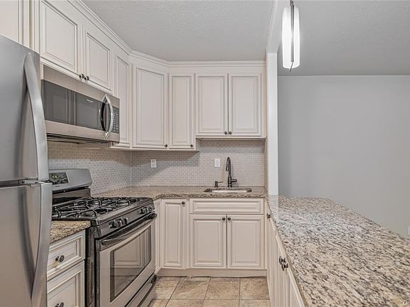 4th image of 155 Ferris Ave APT 4E