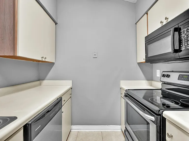 5200 NW 31st Ave #43 — Photo 20