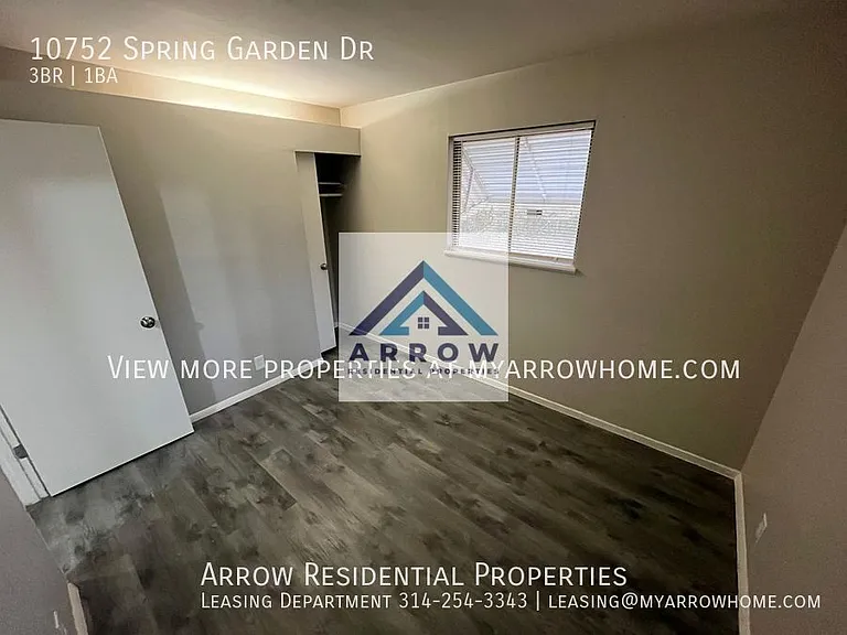 10752 Spring Garden Dr — Photo 10