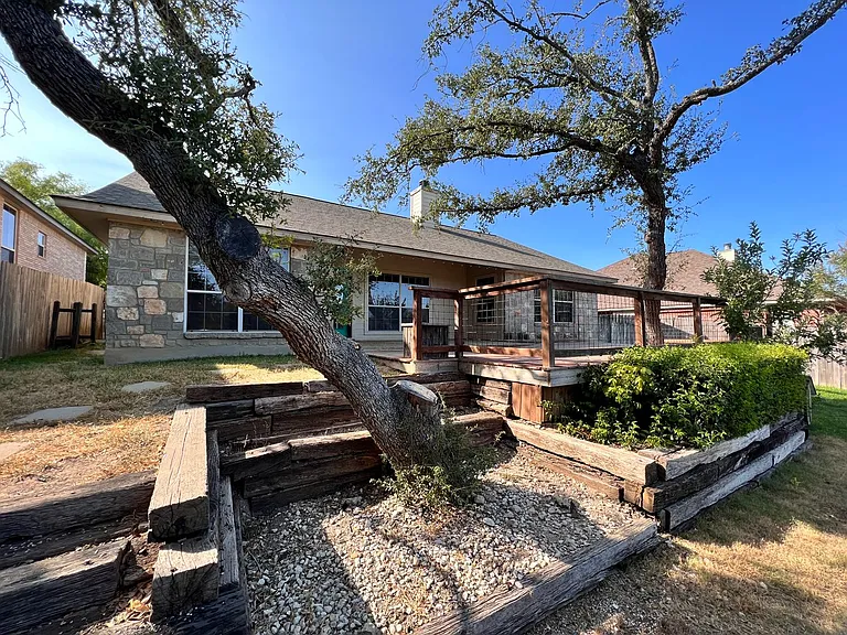 701 Oak Valley Dr — Photo 18