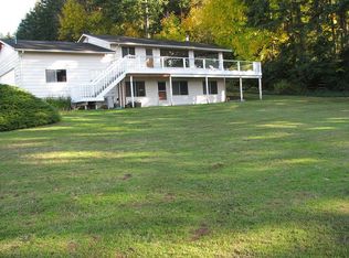 2738 Evening Glory Ct, Clinton, WA 98236