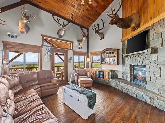 4th image of 127 Antelope Ridge Rd