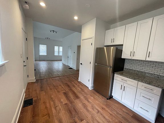 4th image of 2823 N Central Park Ave Unit 1F