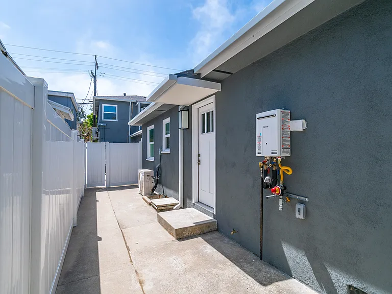 1022 Grant St #B — Photo 16