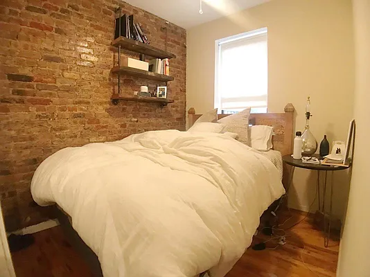 Rented by Compass | media 14