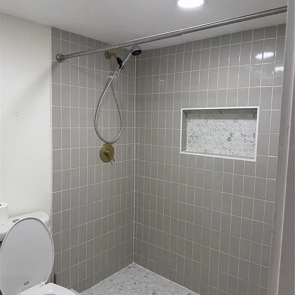 2417 W Gray St — Photo 11