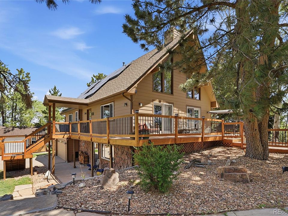 1st image of 607 Meadow Station Circle