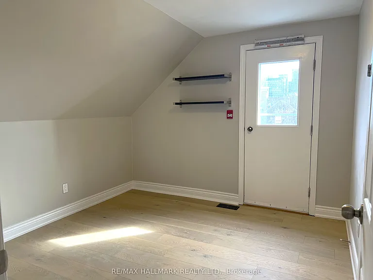 61 Cecil St #3 — Photo 6
