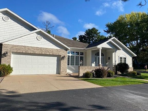 2nd image of 930 PINEWOOD LANE