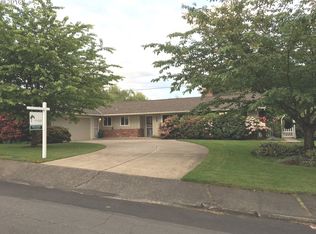 5380 SW Dover Ln, Portland, OR 97225