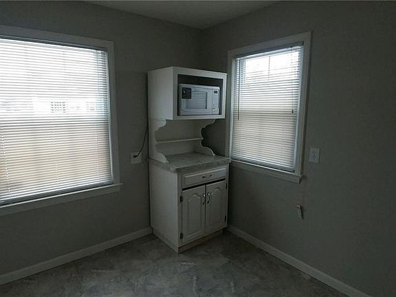 3rd image of 21060 Westport Ave