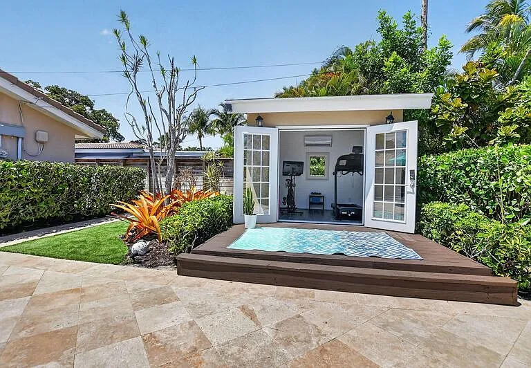 424 SW 7th Way — Photo 49