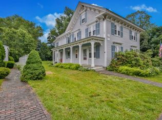 34 S Main St, Topsfield, MA 01983