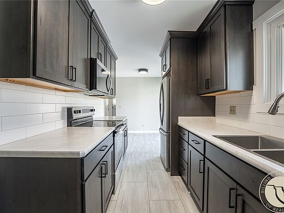 5th image of 1611 Cook Ave
