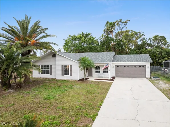 17220 Plantation Dr, Fort Myers, FL 33967