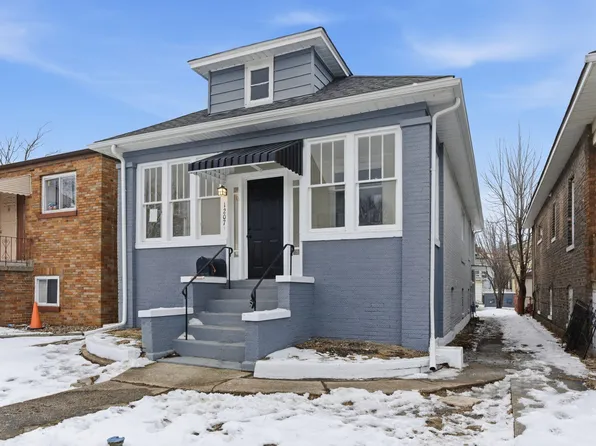 1207 Lakeview Ave, Whiting, IN 46394