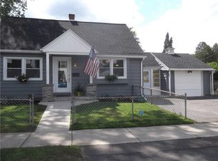 172 Wildwood Dr, Rochester, NY 14616