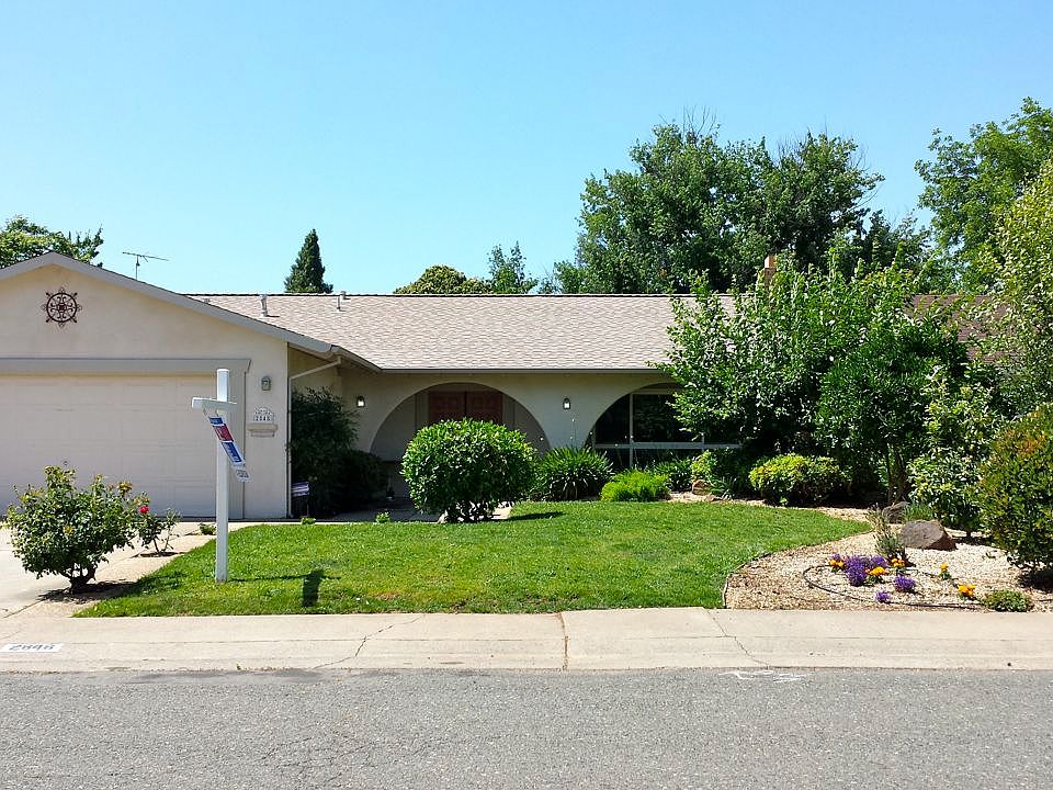 1st image of 2848 Londonderry Dr