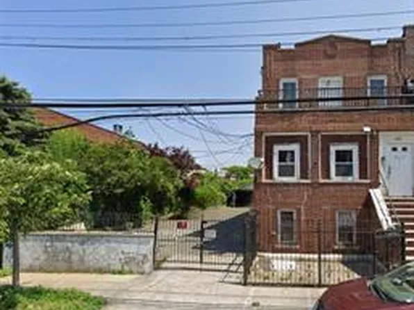 717 E 226 Street, Bronx, NY 10466