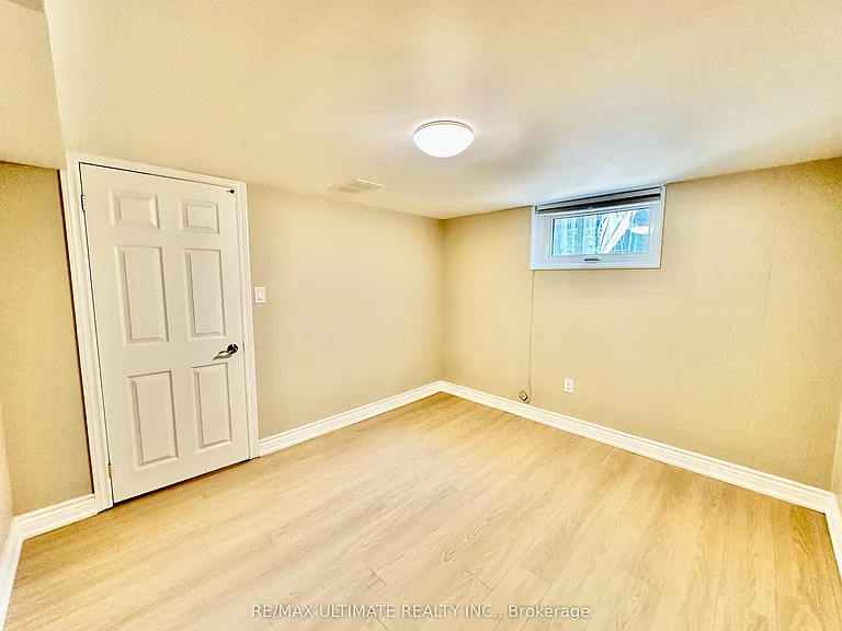 225 Ferris Rd #BASEMENT — Photo 13