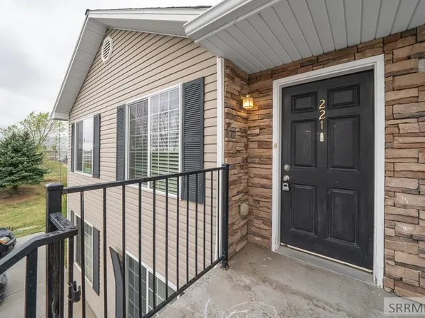 640 S 5 W APT 221, Rexburg, ID 83440