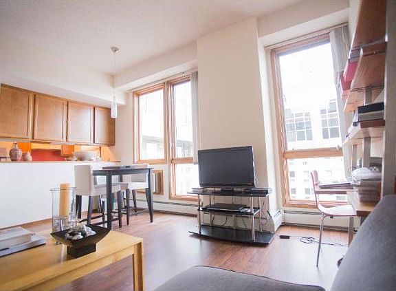 3rd image of 433 S 7th St APT 2328