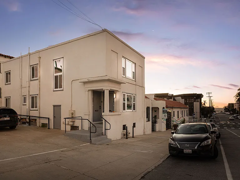 429 Juniper St — Photo 36