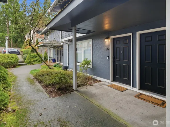 7431 212th Street SW #16, Edmonds, WA 98026