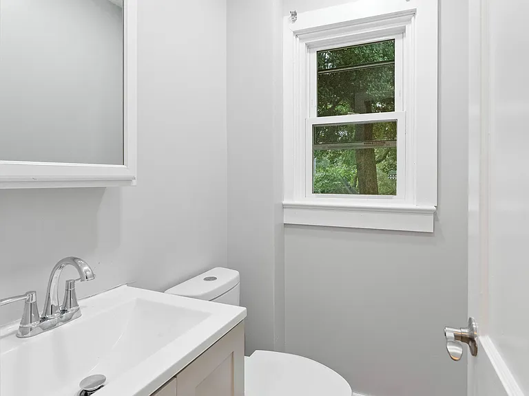 806 S Fairview St — Photo 8