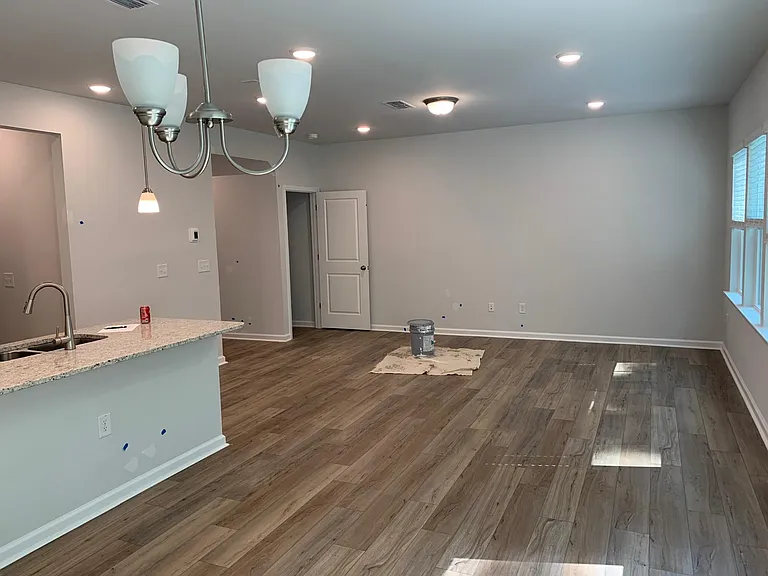 233 Broomside Ave — Photo 4