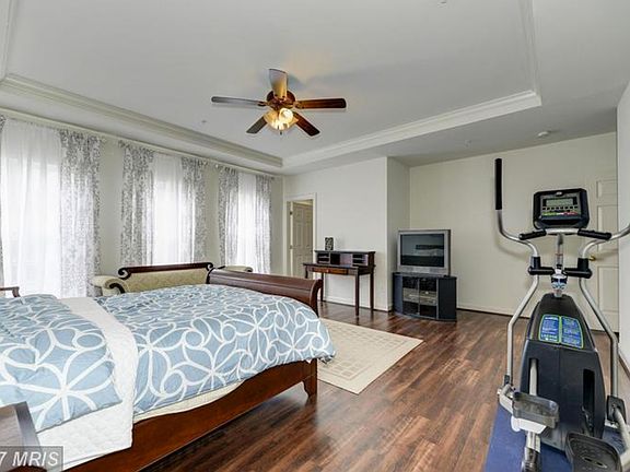 Mas Bedroom