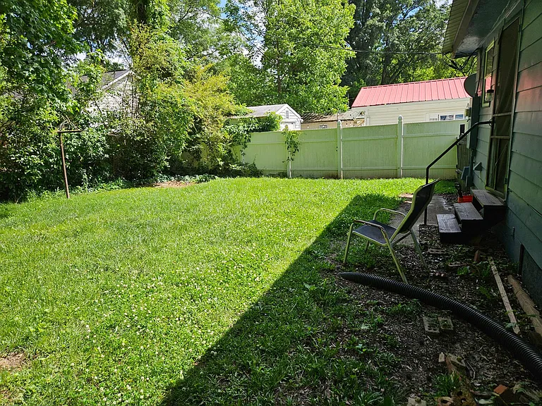 Backyard to right