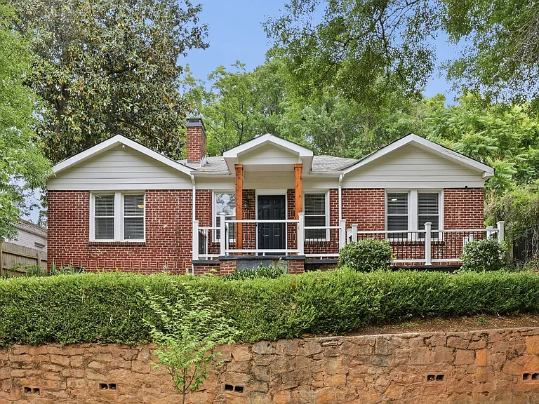 1326 Hosea L Williams Dr NE — Photo 15