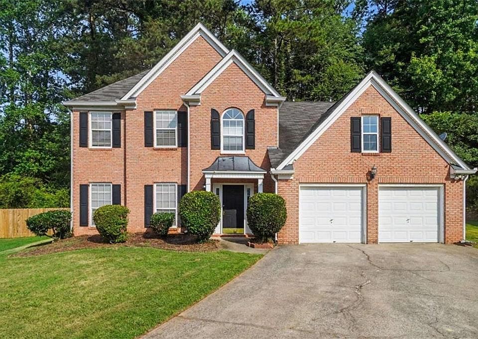 1st image of 2498 Insdale Trce NW