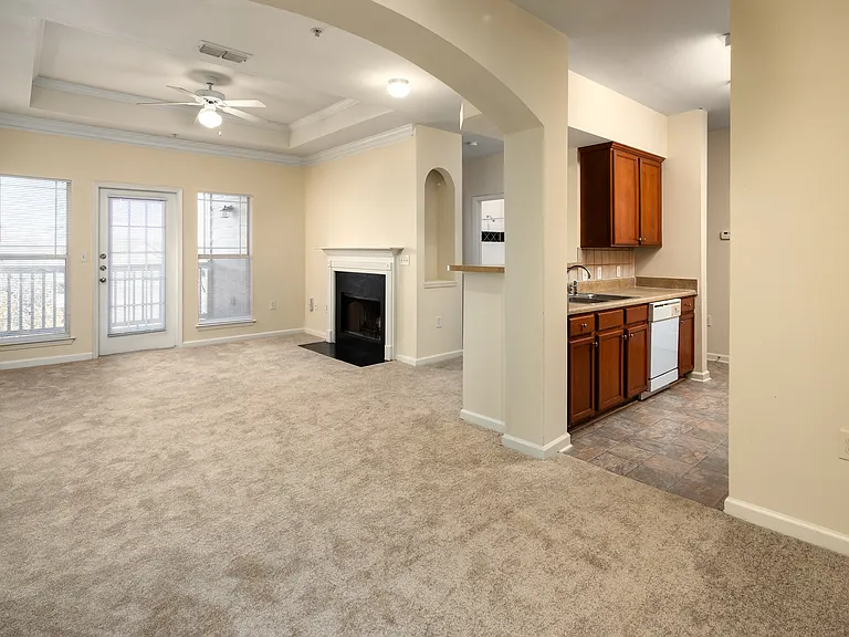 Wesley Kensington Apartments at Stonecrest — Photo 21