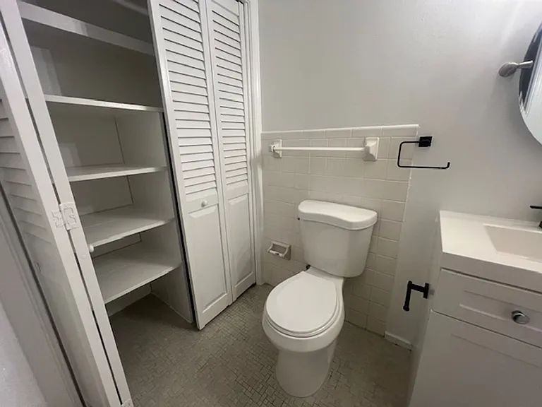 401 S Lakeside Dr Lake Worth, FL 33460 — Photo 7