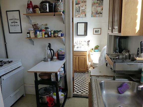 5th image of 746 St Nicholas Ave APT 72A