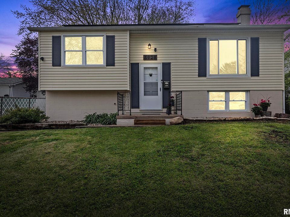 1st image of 5928 N Wacker Dr