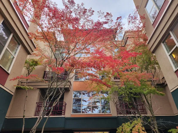 Newell Court Apartments, downtown Mercer Island, 3011 78th Ave SE #Nc303, Mercer Island, WA 98040