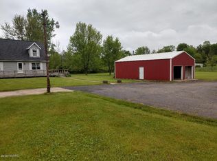 70546 8th Ave, South Haven, MI 49090
