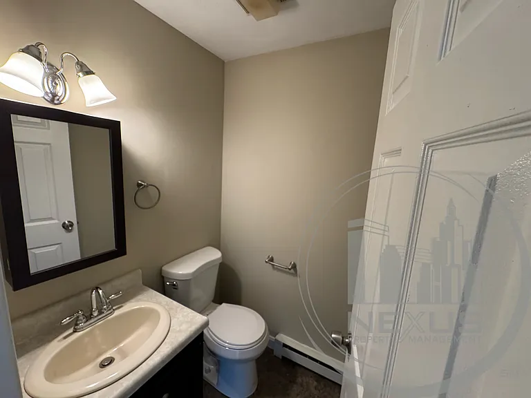 10 Nichols St #4 — Photo 11