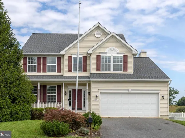 389 Hughs Rd, Charles Town, WV 25414