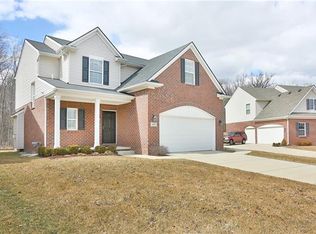 435 Brookfield Dr #94, Westland, MI 48185