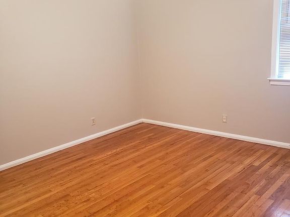 5th image of 319 Avenue D