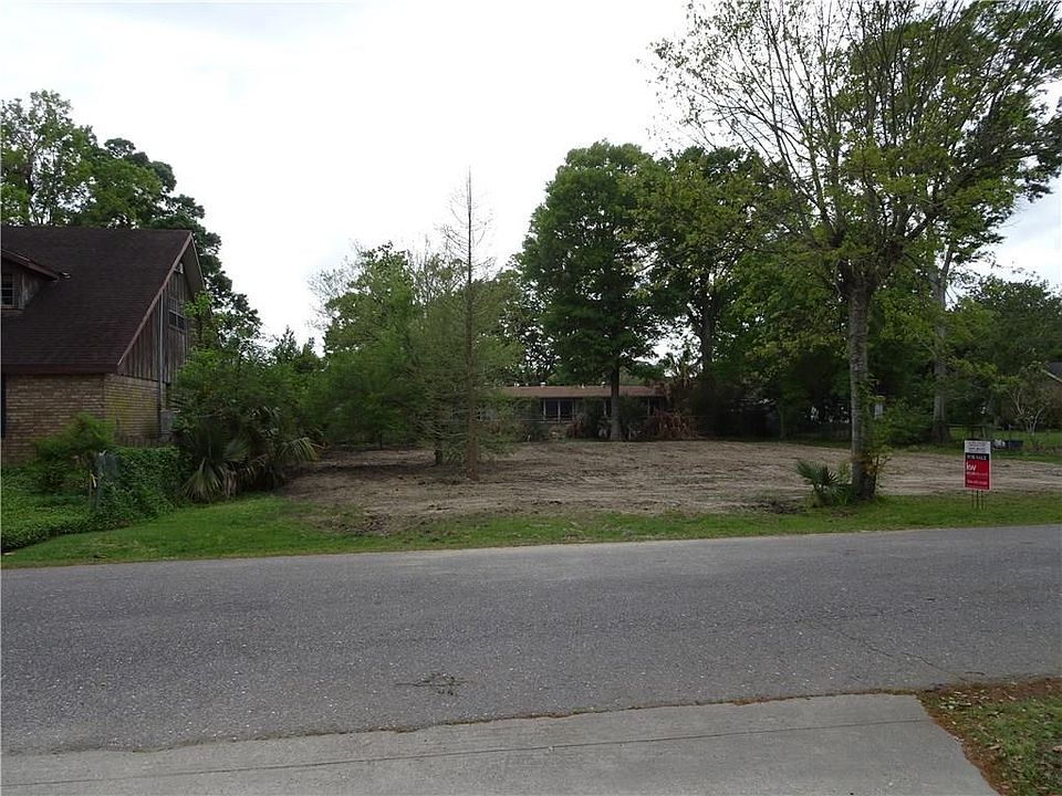 2nd image of Belle Grove Pl